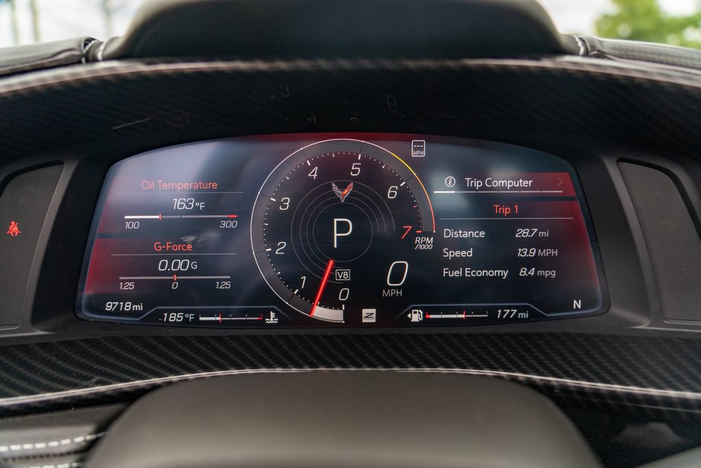 Used 2022 Chevrolet Corvette Stingray Premium Cpe w/ Z51 Performance Package RWD image 24