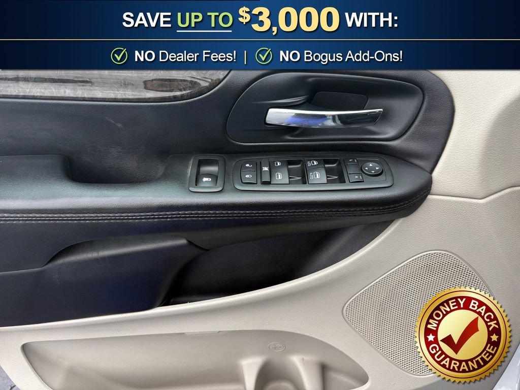 Used 2014 Dodge Grand Caravan SXT FWD image 16