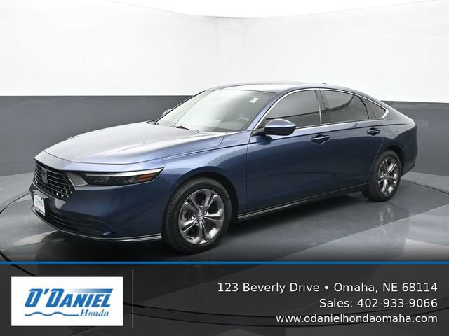 Used 2023 Honda Accord EX image 1