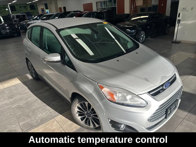 Used 2018 Ford C-MAX Titanium w/ Equipment Group 301A FWD image 10