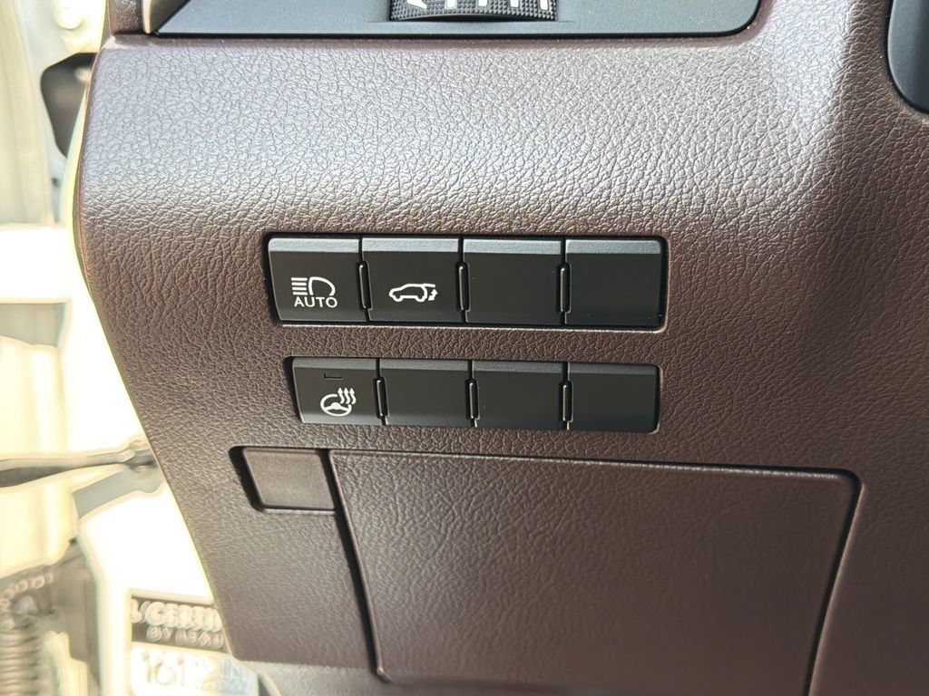 Used 2018 Lexus RX 350L AWD image 24