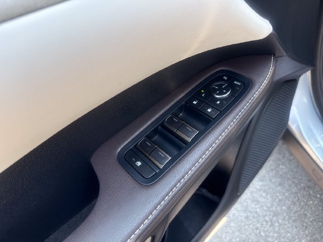 Used 2024 Lexus RX 350 AWD w/ Convenience Package image 10