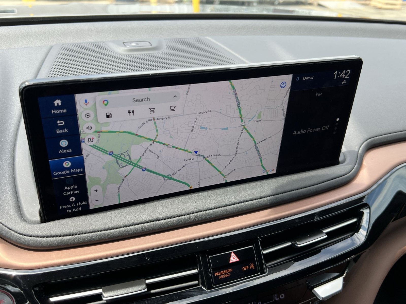 Used 2025 Acura MDX SH-AWD w/ Technology Package image 17
