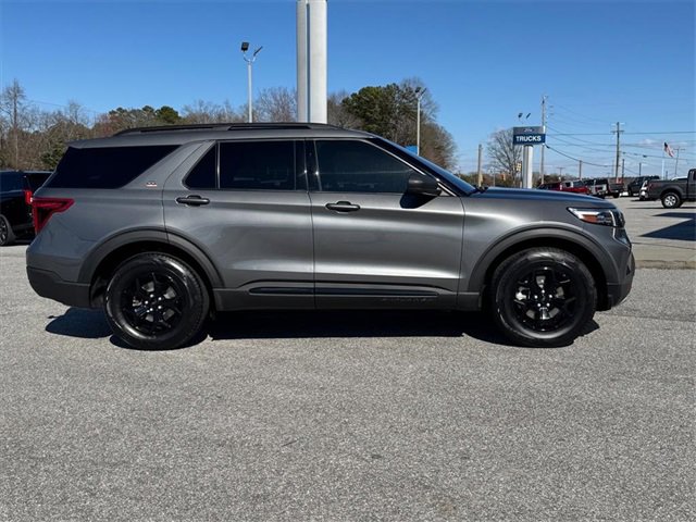 Used 2023 Ford Explorer Timberline image 2