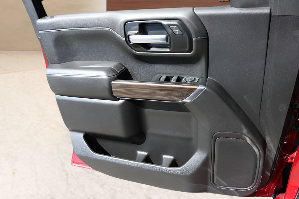 Used 2021 Chevrolet Silverado 1500 LT Trail Boss w/ Bed Protection Package AWD/4WD image 13
