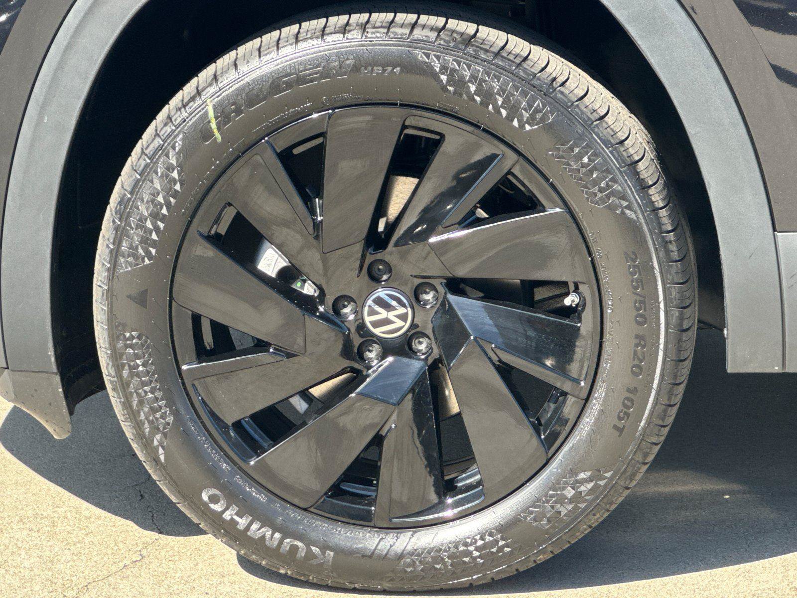 New 2026 Volkswagen Atlas SE AWD/4WD image 24