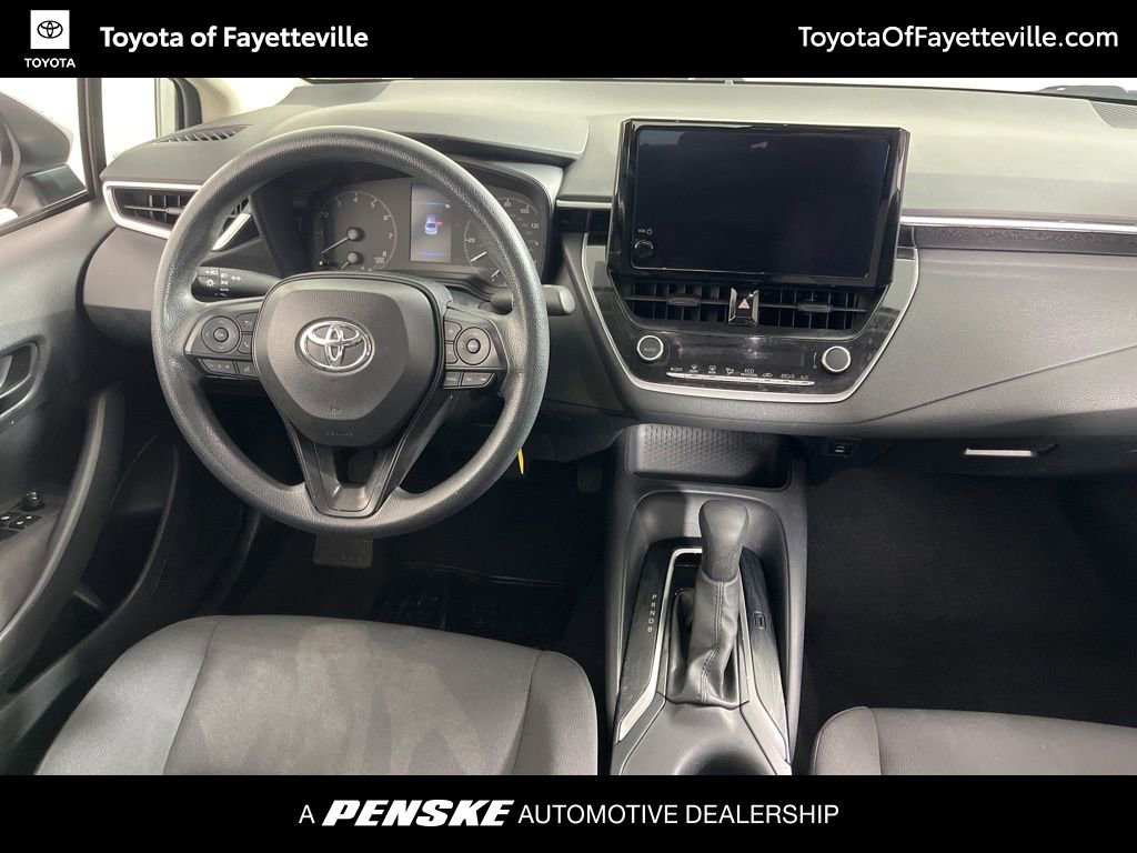Used 2024 Toyota Corolla LE image 5