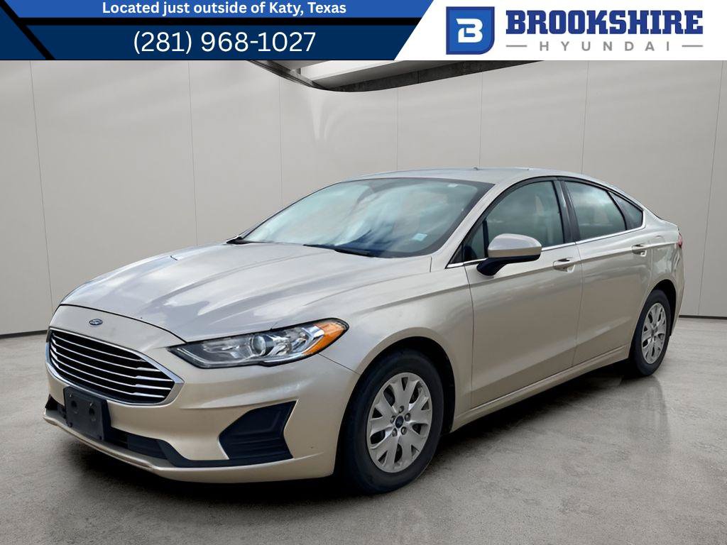 Used 2019 Ford Fusion S FWD image 1