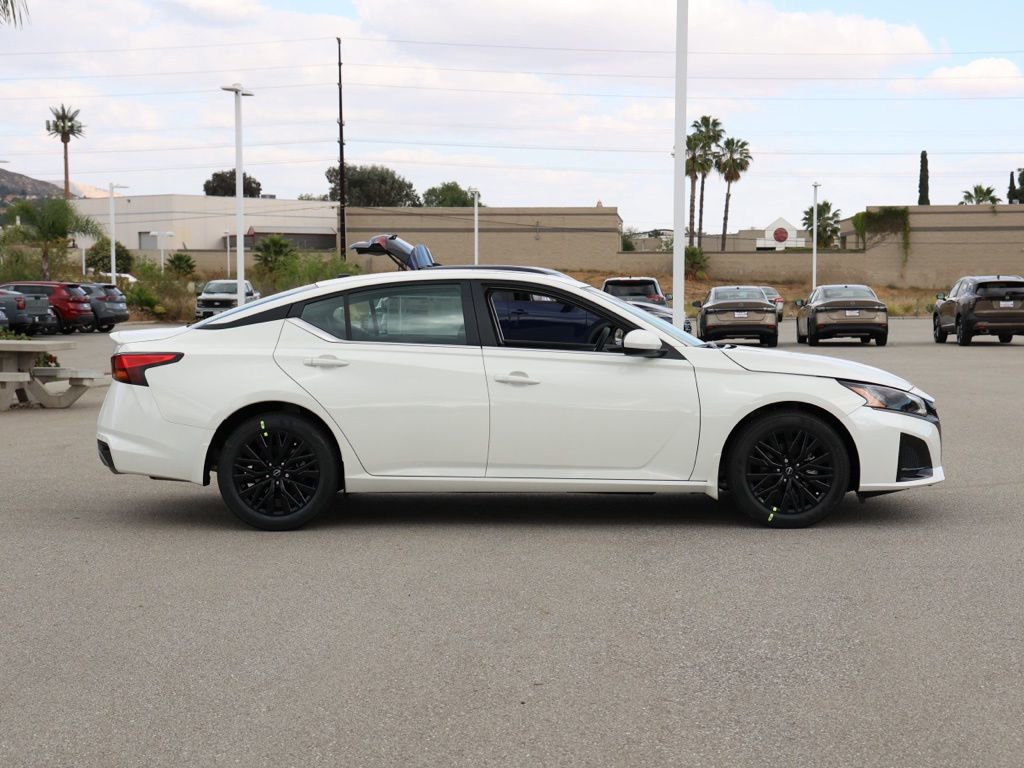 New 2026 Nissan Altima 2.5 SV image 3