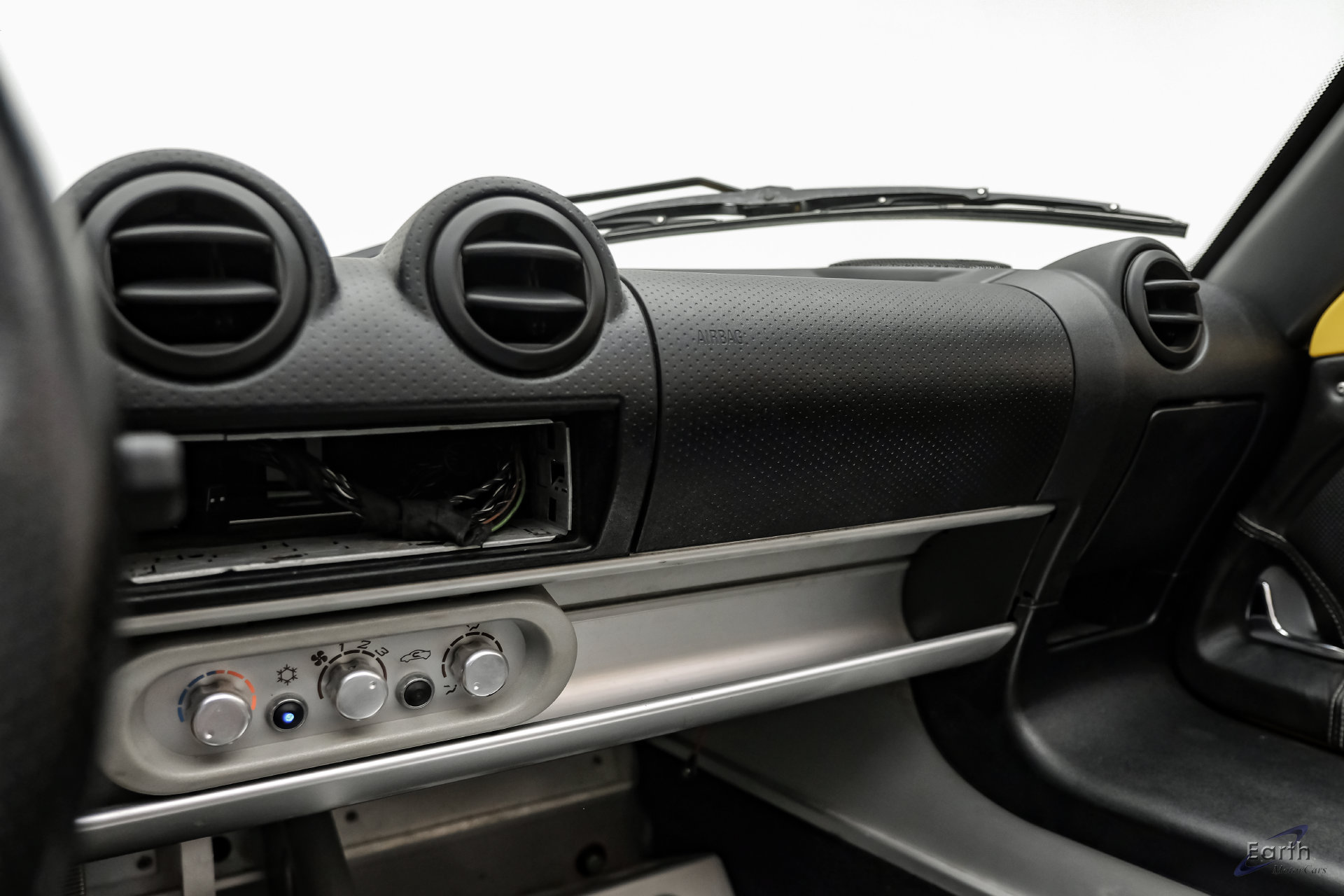 Used 2005 Lotus Elise RWD image 71