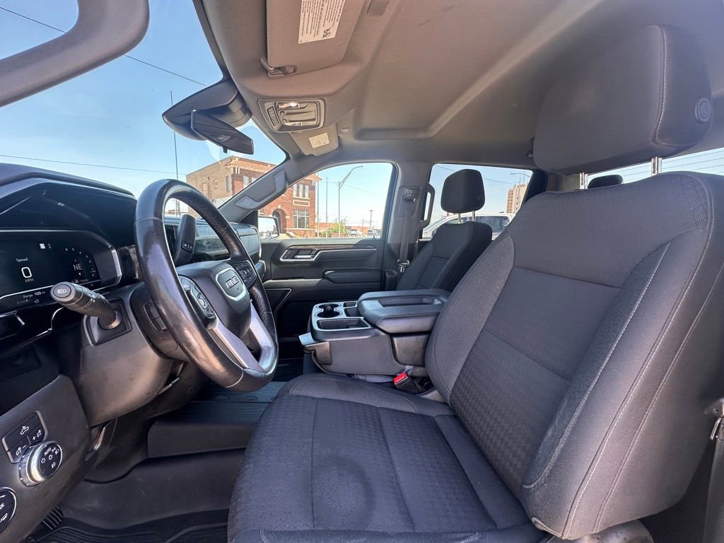 Used 2022 GMC Sierra 1500 Elevation w/ LPO, Elevation Black Package AWD/4WD image 12