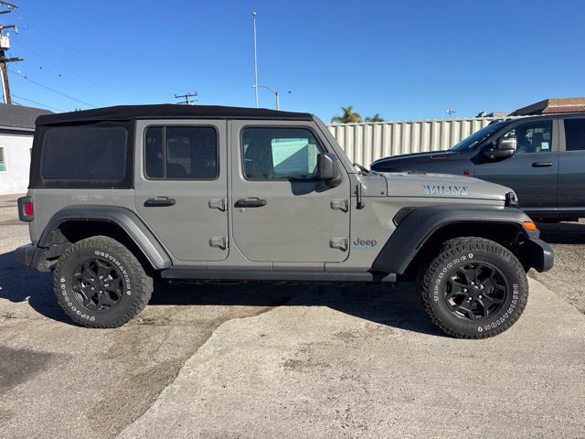 Used 2023 Jeep Wrangler Unlimited w/ Convenience Group AWD/4WD image 4