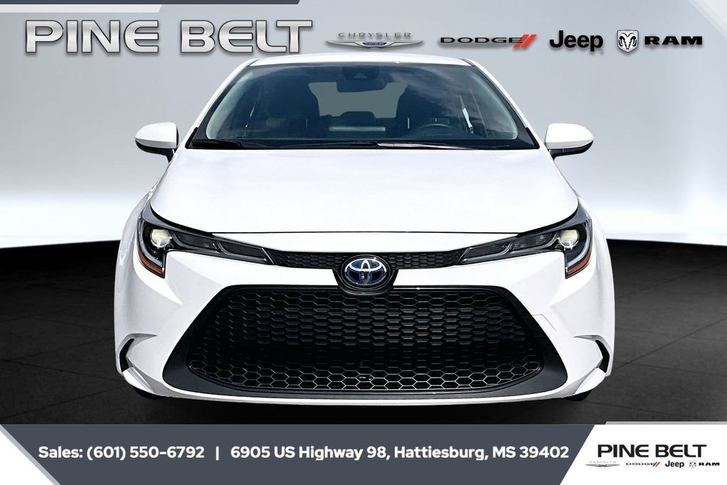 Used 2022 Toyota Corolla LE image 3