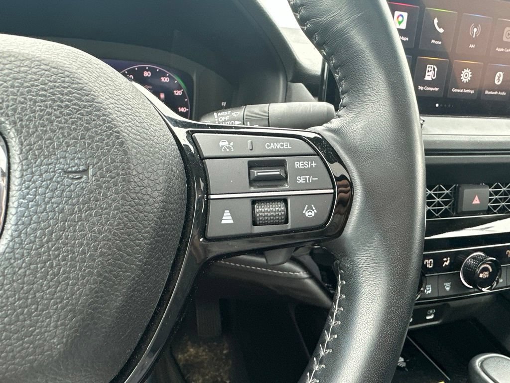 Used 2023 Honda Accord Touring image 20
