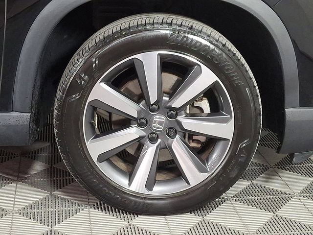 Used 2024 Honda Pilot Touring image 11