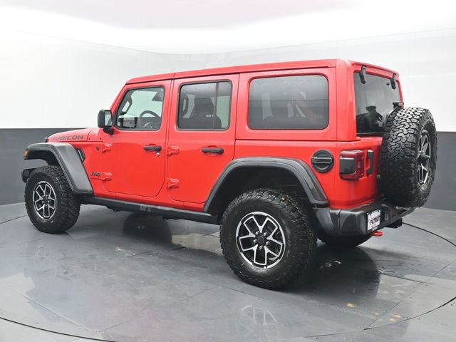 Used 2025 Jeep Wrangler Unlimited Rubicon image 3