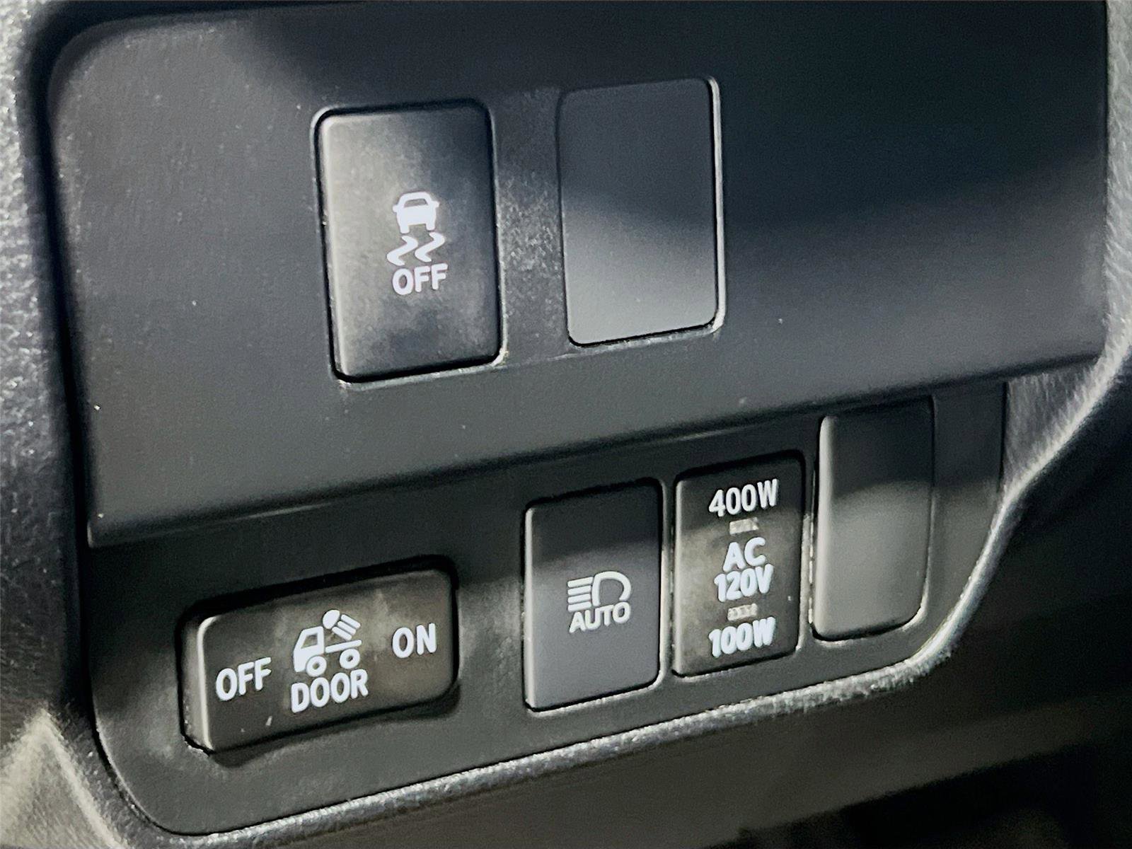 Used 2023 Toyota Tacoma TRD Sport image 18