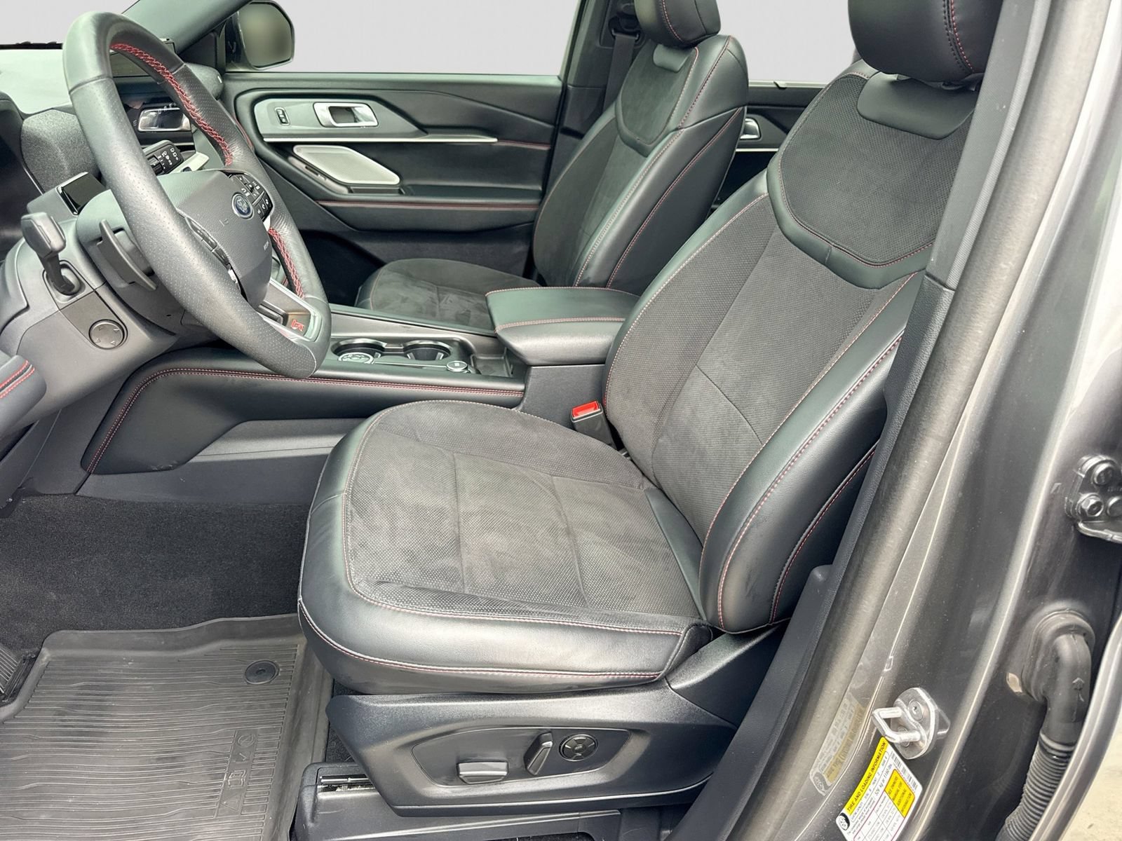 Certified 2025 Ford Explorer ST AWD/4WD image 20
