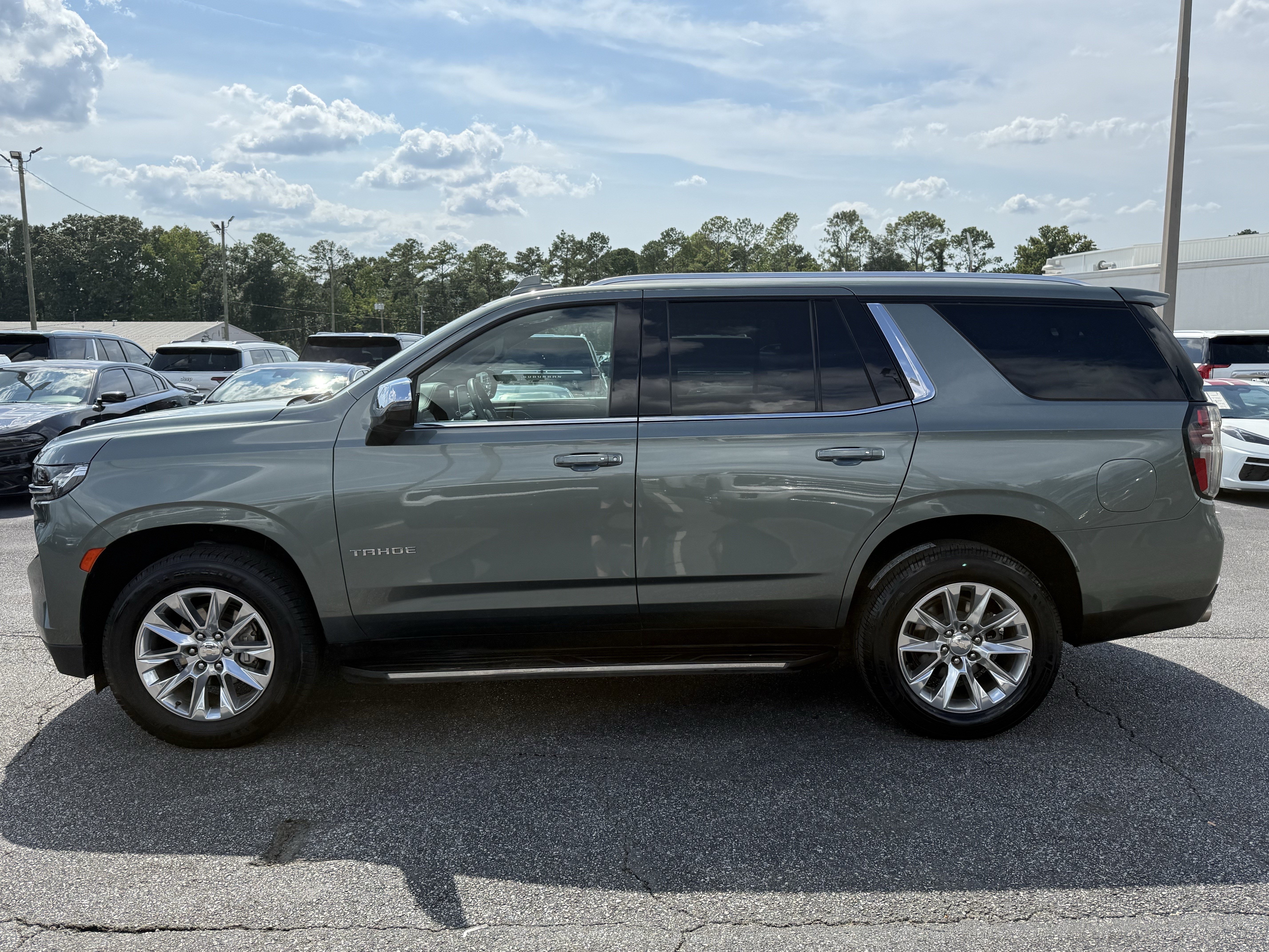 Used 2023 Chevrolet Tahoe Premier RWD image 7