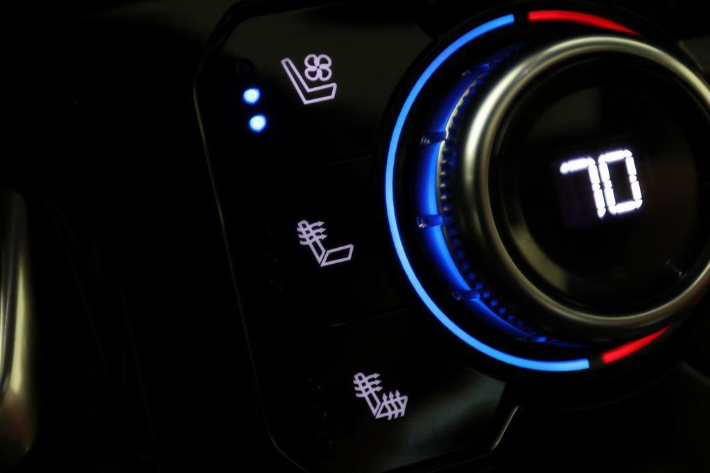 Used 2024 GMC Sierra 2500 Denali Ultimate image 32