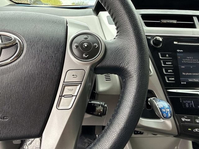 Used 2017 Toyota Prius V Four FWD image 31
