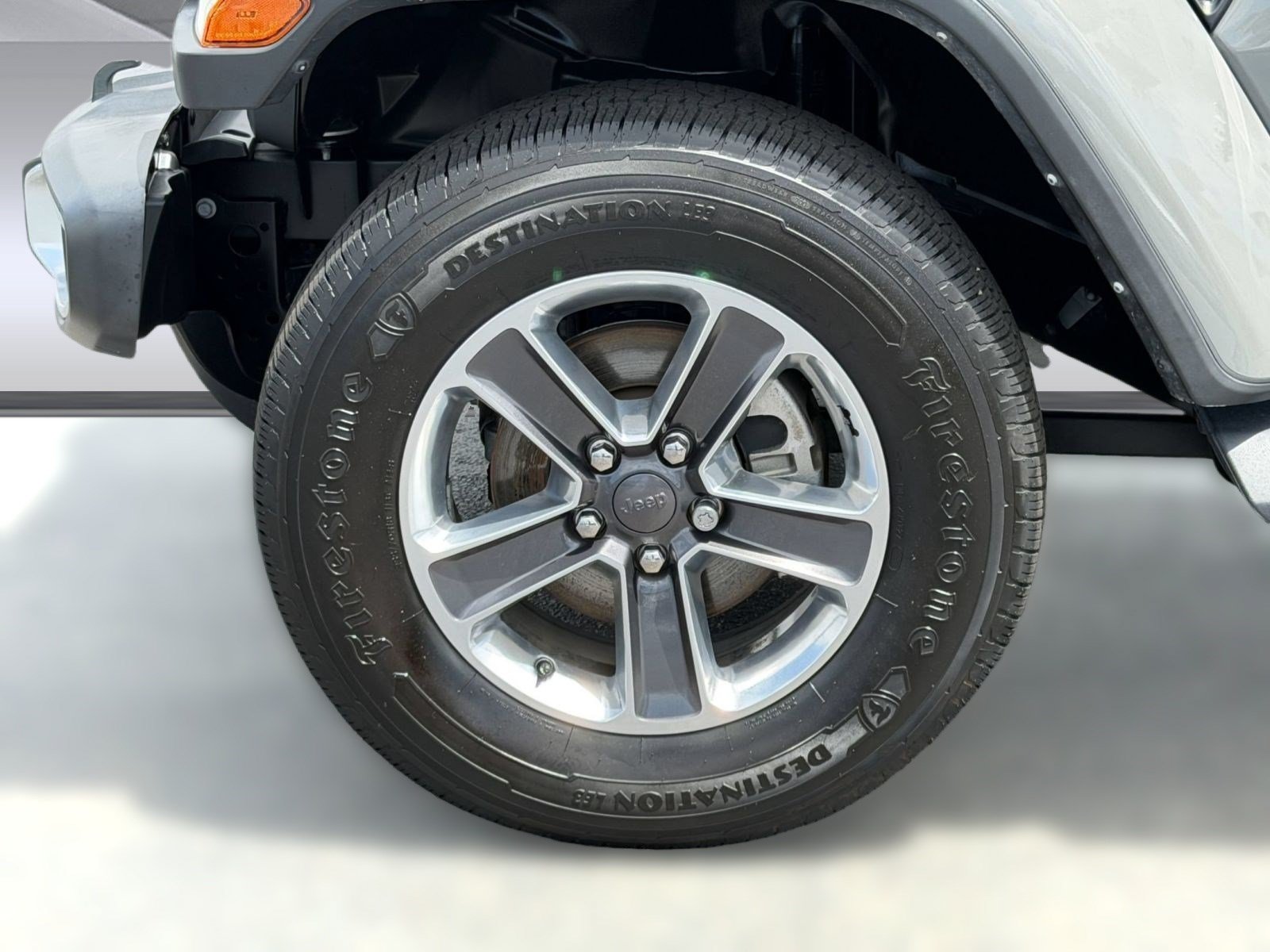 Used 2021 Jeep Wrangler Unlimited Sahara AWD/4WD image 13