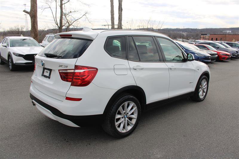 Used 2016 BMW X3 xDrive28i image 8