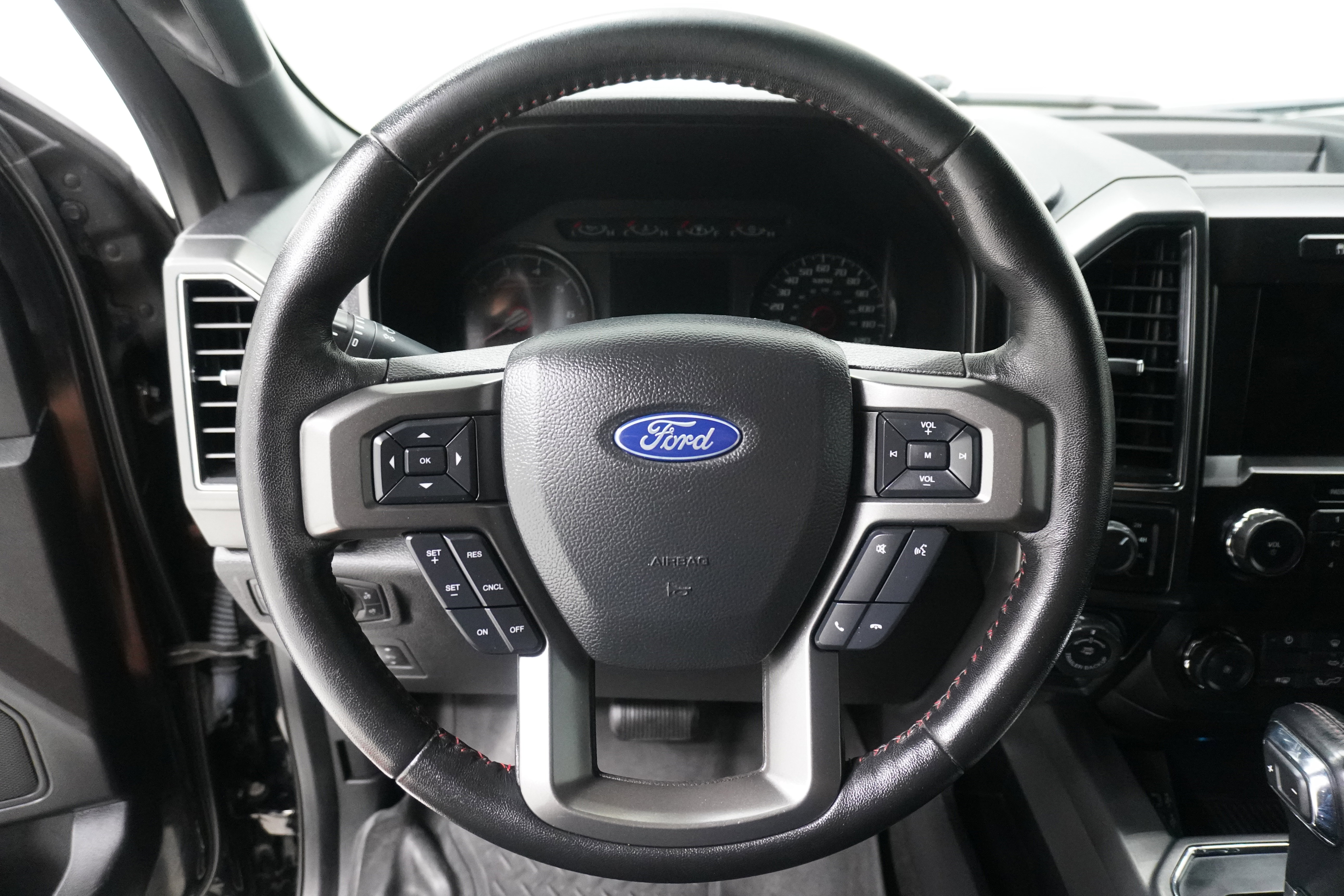 Used 2019 Ford F150 XLT w/ XLT Special Edition Package image 17