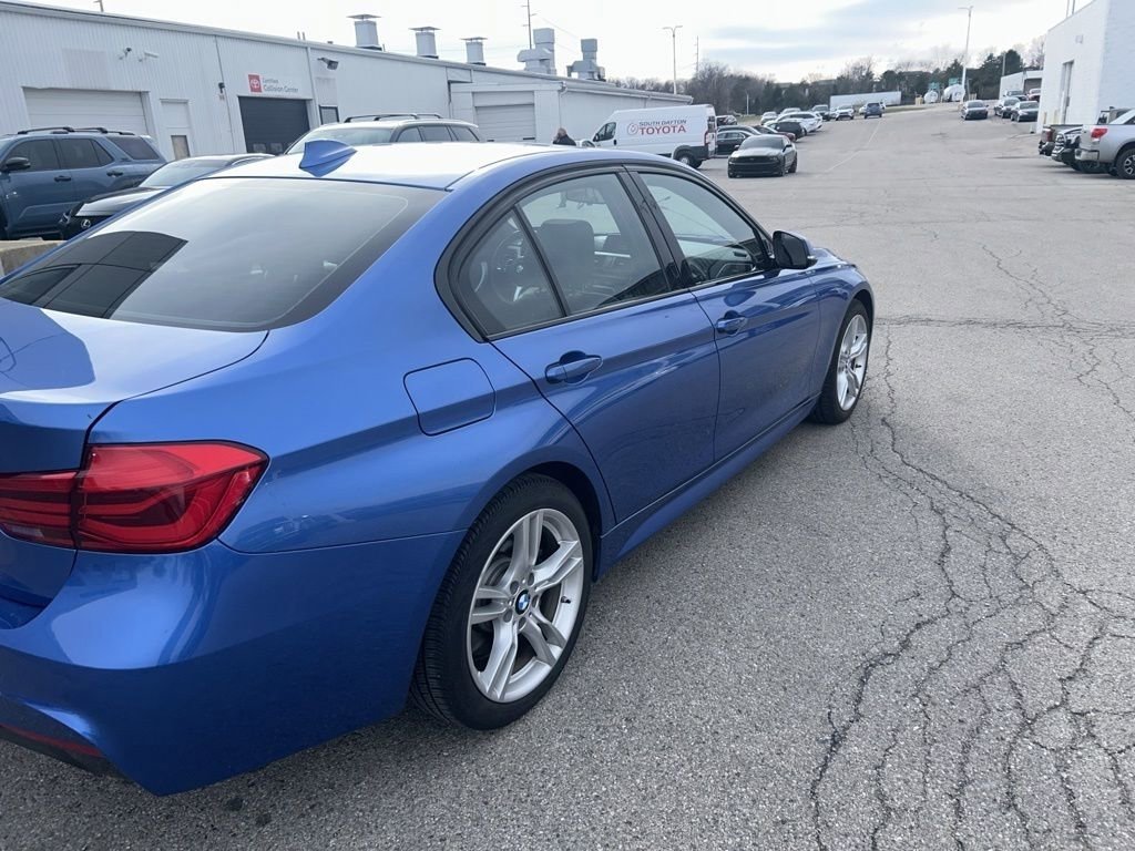 Used 2018 BMW 330i xDrive Sedan image 8
