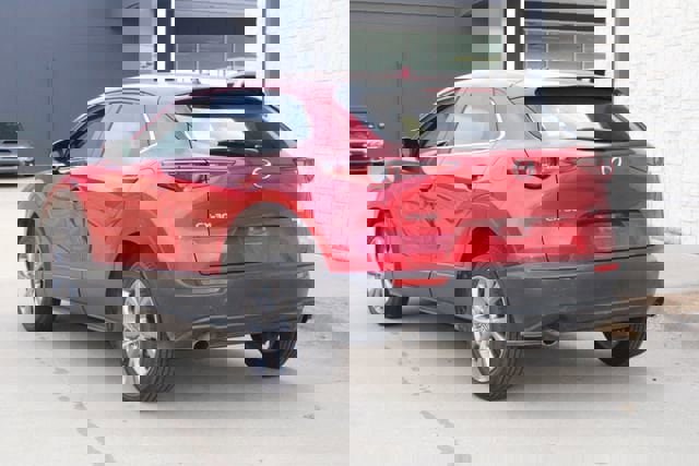 Used 2020 MAZDA CX-30 FWD w/ Preferred Package image 3