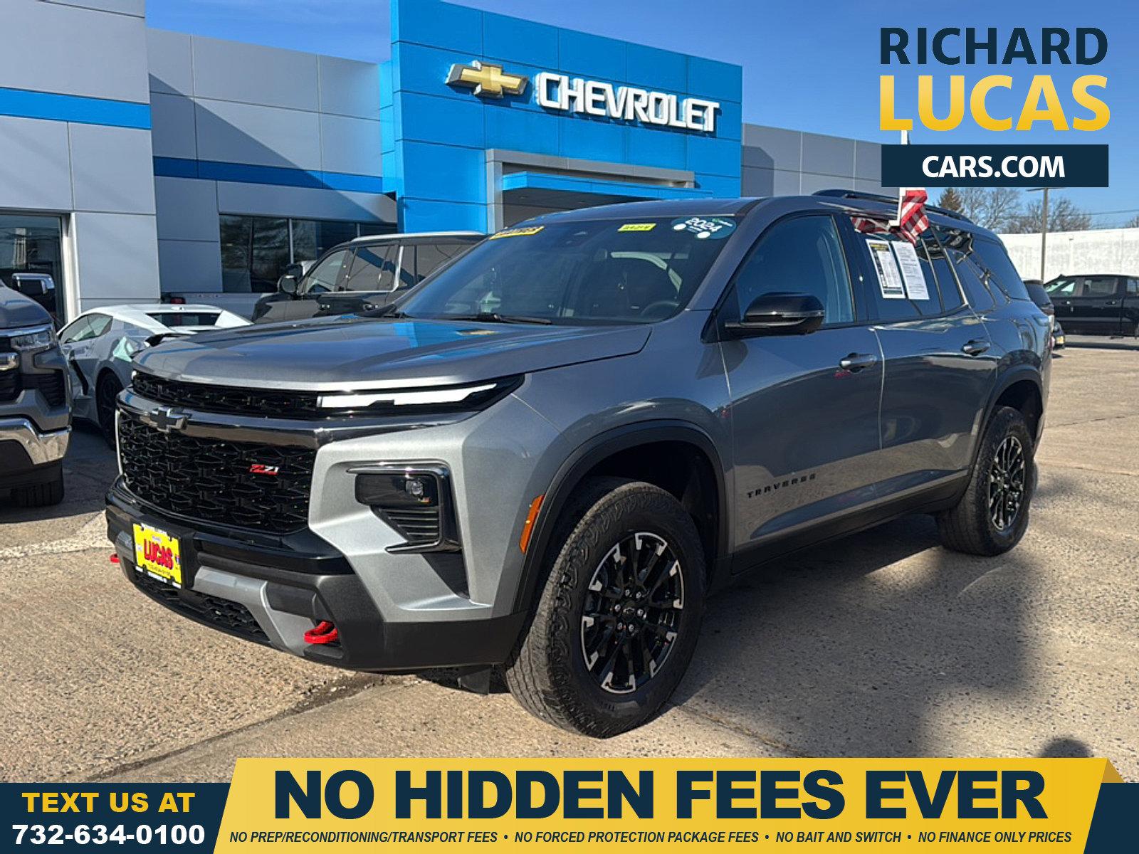 Used 2024 Chevrolet Traverse Z71 w/ LPO, Floor Liner Package image 1