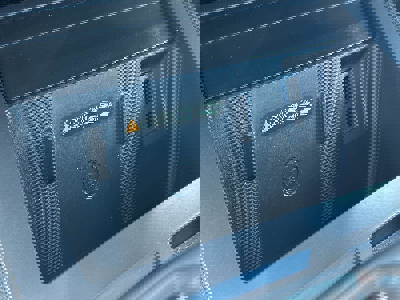 Used 2024 GMC Hummer EV 3X w/ LPO, Illumination Package image 25