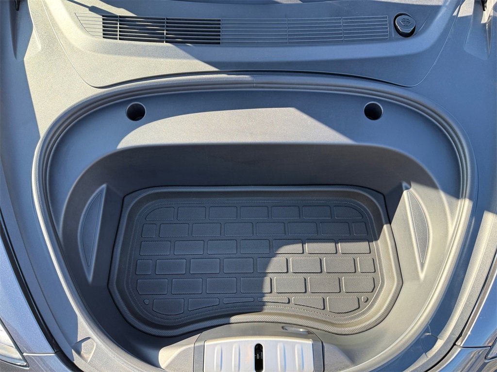 Used 2023 Tesla Model 3 Performance image 34