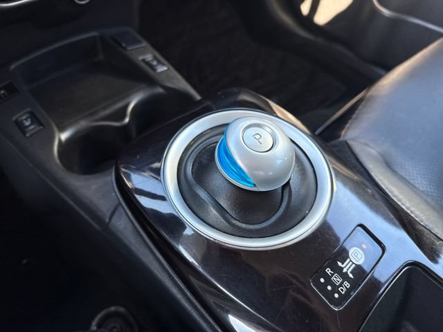 Used 2014 Nissan Leaf SL w/ Premium Package FWD image 25