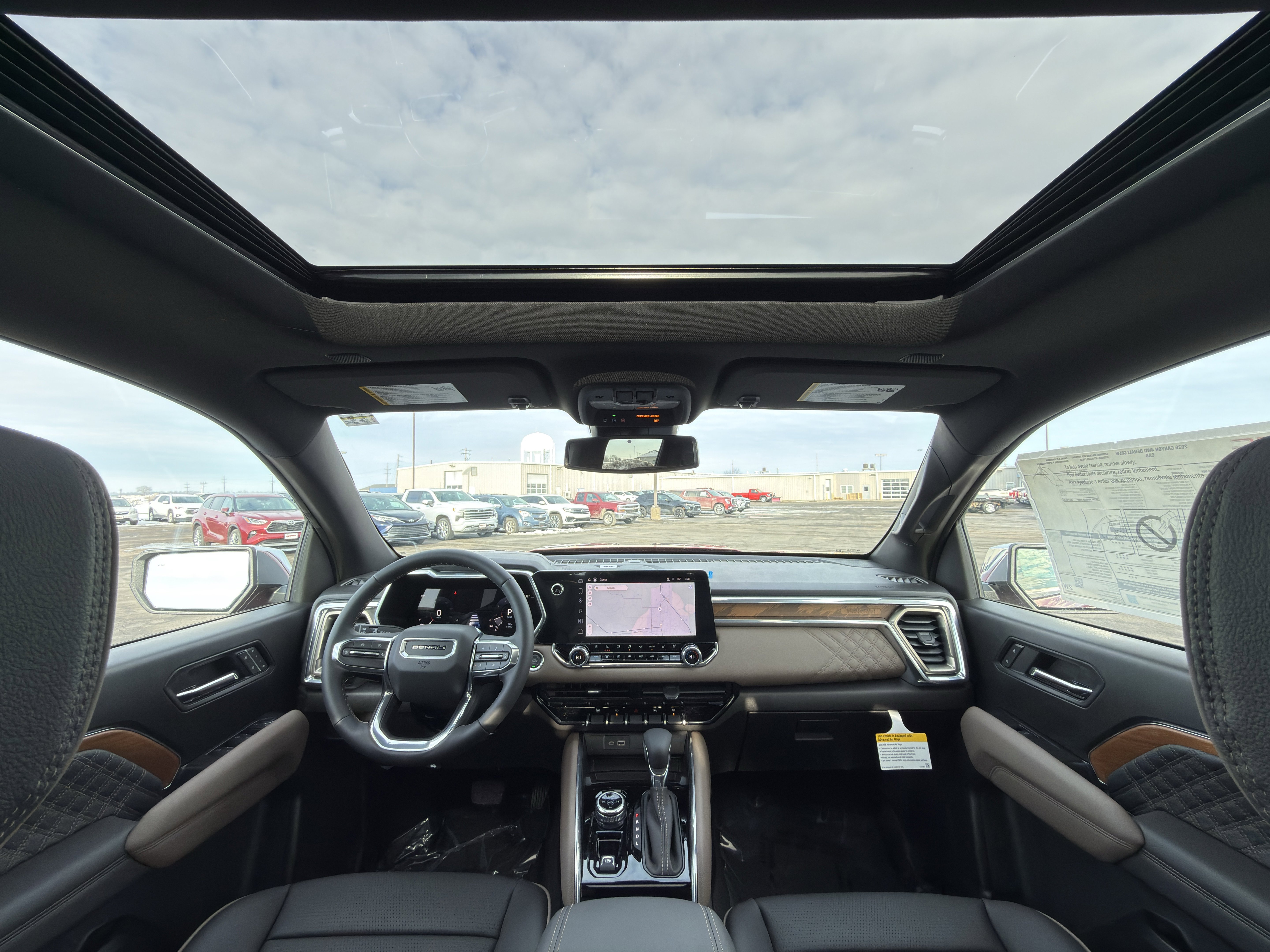 New 2026 GMC Canyon Denali image 27