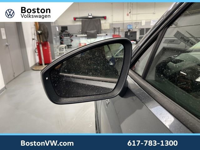 New 2026 Volkswagen Tiguan SE R-Line image 13