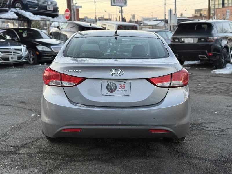 Used 2013 Hyundai Elantra GLS w/ Preferred Pkg image 9