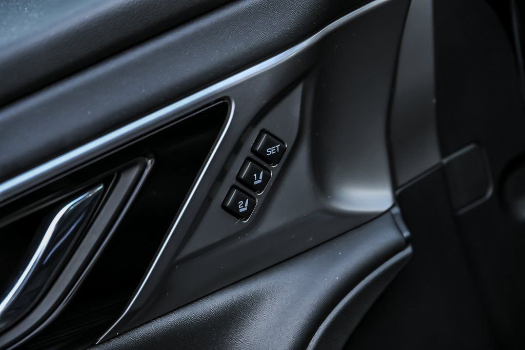 Used 2020 Subaru Legacy Limited w/ Popular Package #2 image 13