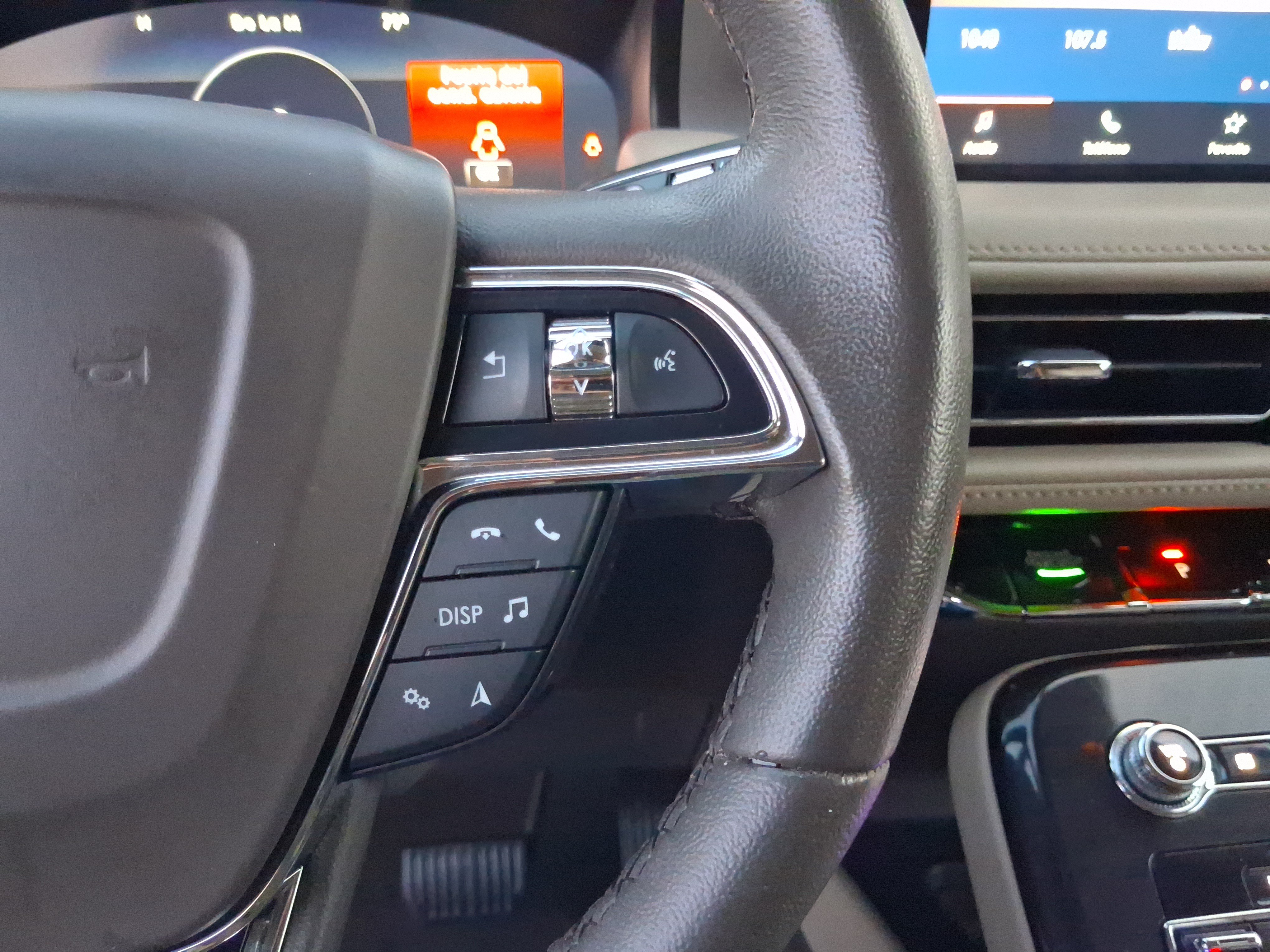 Certified 2023 Lincoln Nautilus FWD image 18