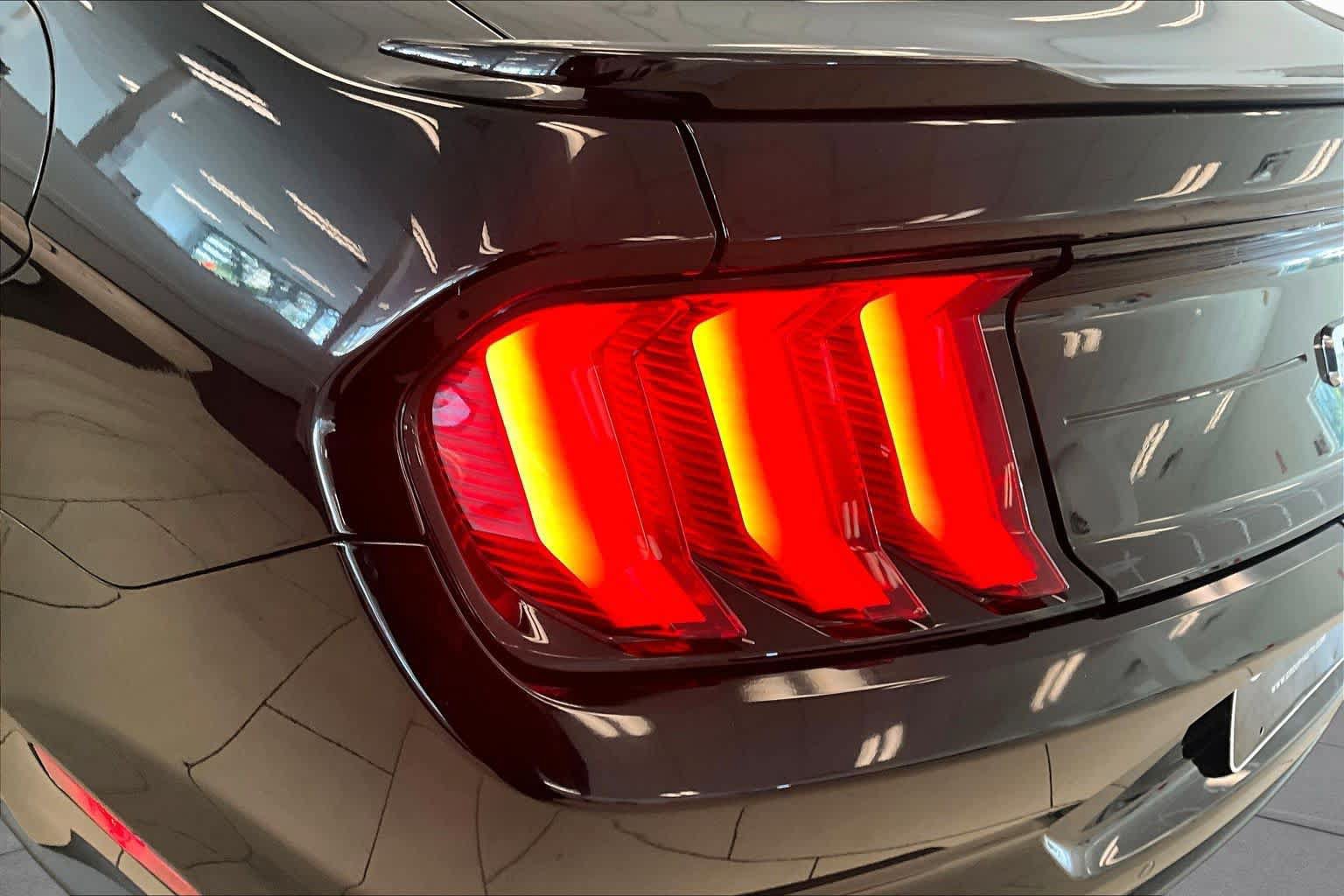 Used 2020 Ford Mustang GT RWD image 25