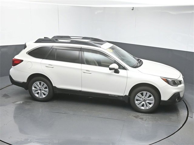 Used 2018 Subaru Outback 2.5i Premium image 49