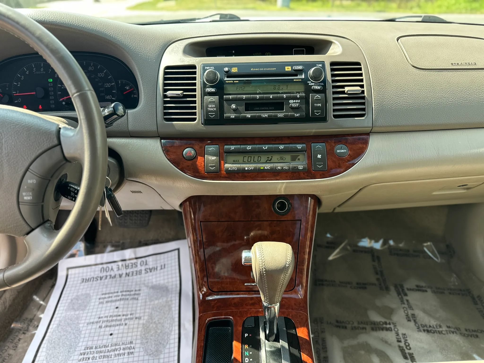 Used 2005 Toyota Camry XLE w/ XLE Premium Pkg FWD image 35