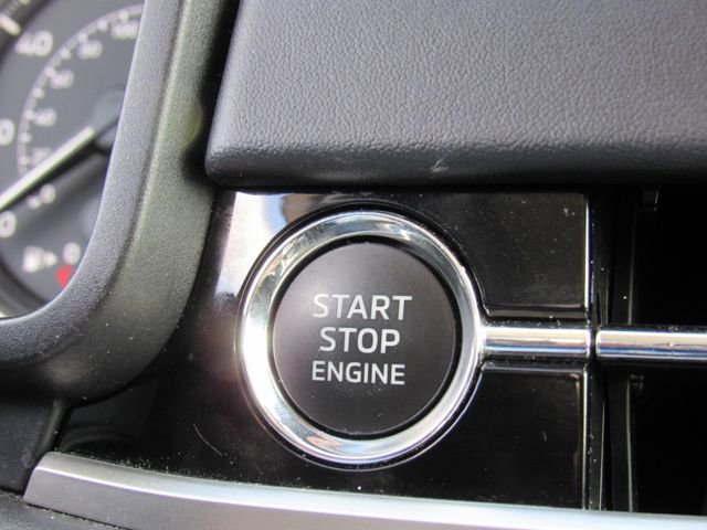 Used 2023 Mitsubishi Outlander SE image 26