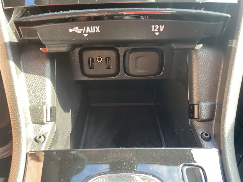 Used 2022 Buick Encore Preferred w/ Safety Package image 23