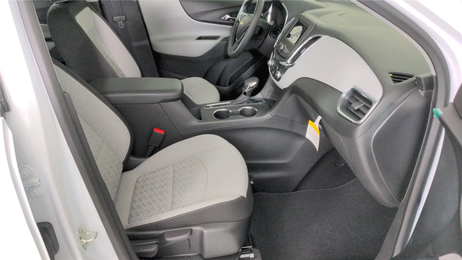 Used 2023 Chevrolet Equinox LS w/ Sport Edition AWD/4WD image 26