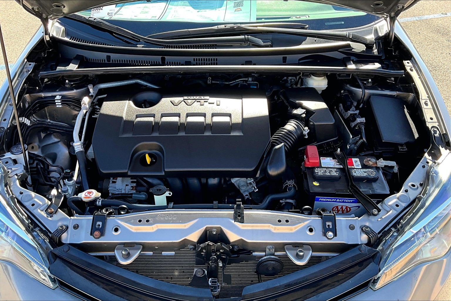 Used 2018 Toyota Corolla LE FWD image 9