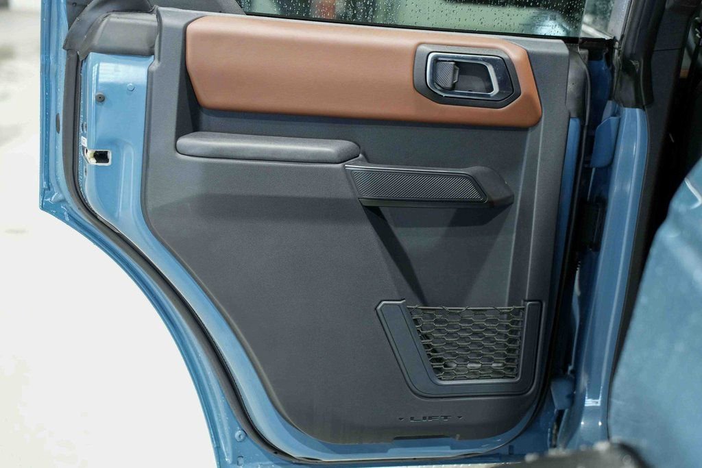 Used 2024 Ford Bronco Outer Banks w/ Sasquatch Package image 17