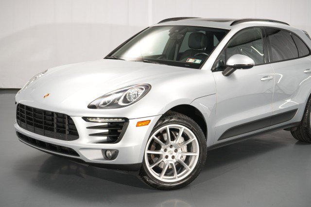 Used 2018 Porsche Macan S AWD/4WD image 3