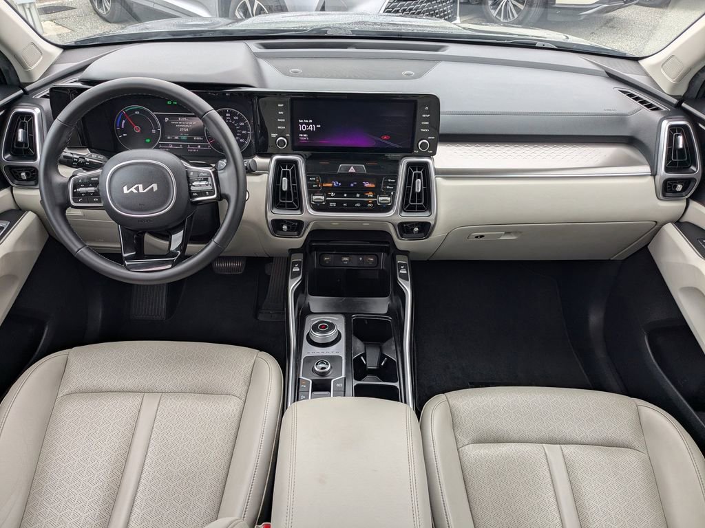 Used 2022 Kia Sorento EX image 15
