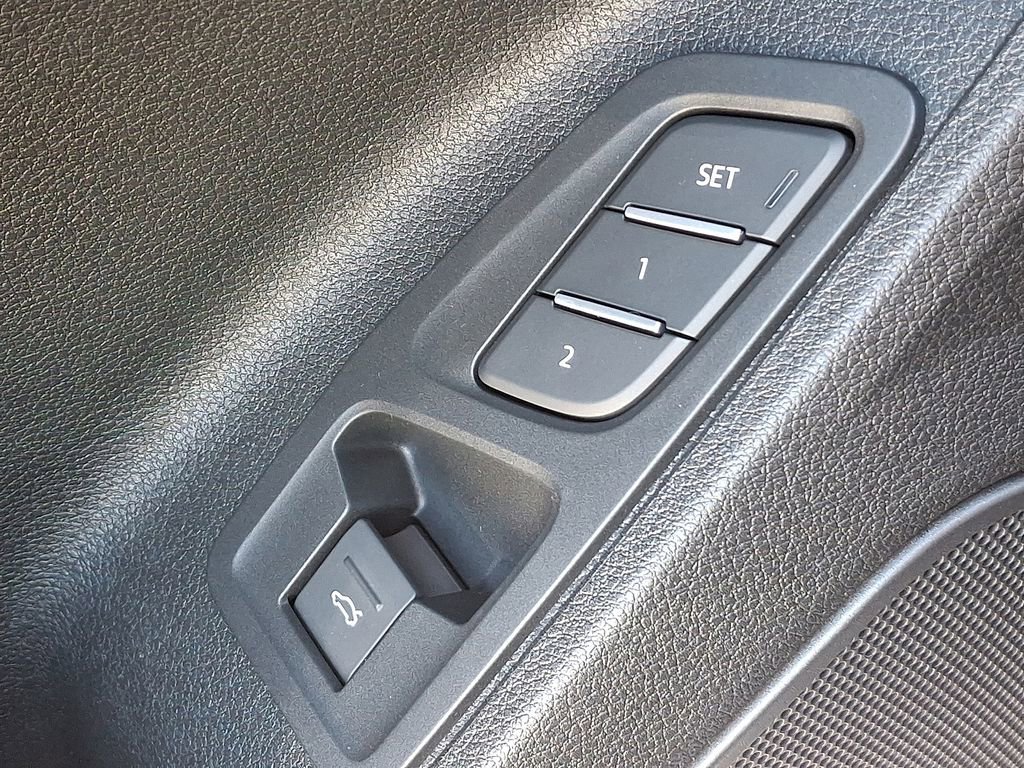 Certified 2023 Audi Q3 2.0T Premium Plus w/ Premium Plus Package image 28